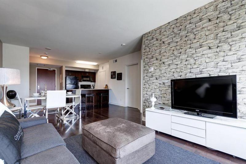 Apartment Corporate 50 Laurier Splendid Ottawa
